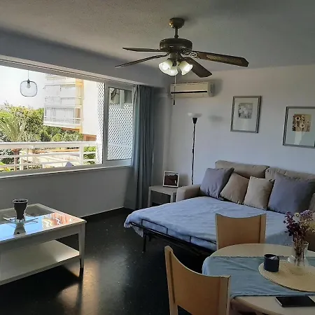 Appartement Sunny In With Shared Garden