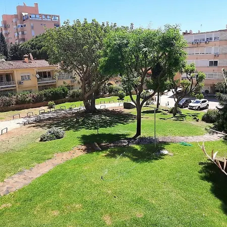 Appartement Sunny In With Shared Garden *